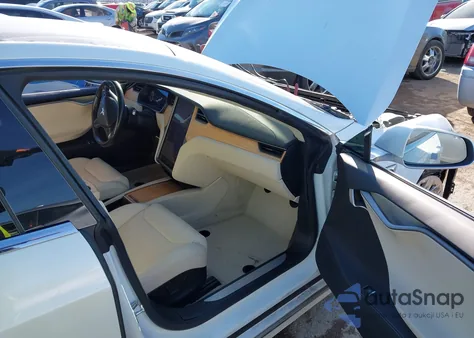 2018 Tesla Model S 100D/75D/P100D из США, поврежденный, VIN 5YJSA1E23JF294941